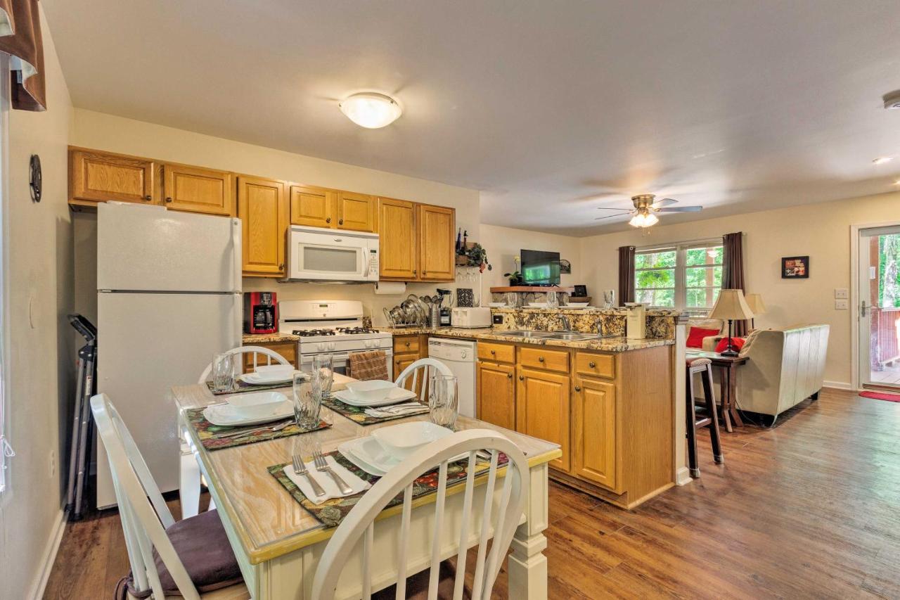 Beech Mountain Home With Covered Deck, Near Skiing! Экстерьер фото